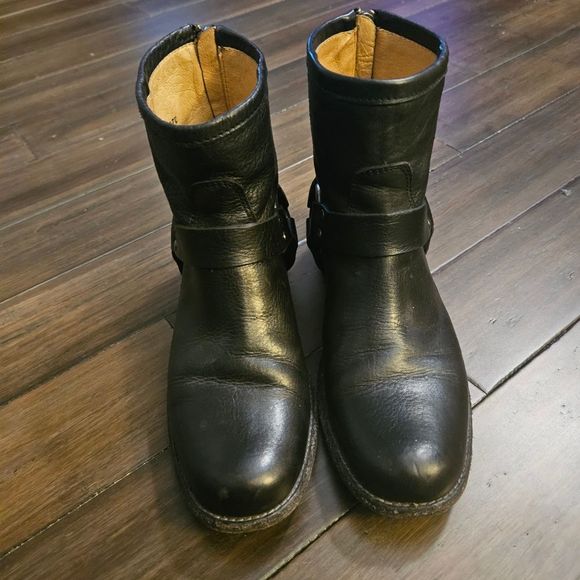 Frye Phillip Harness  Black Leather Short Riding Boots - Picture 8 of 12